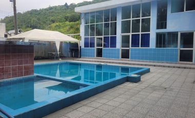 Hotel en  Venta en Atacames