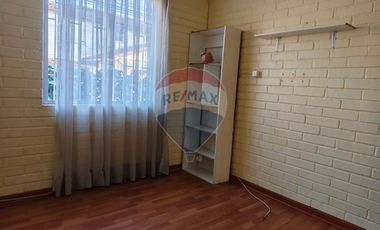 Casa en arriendo La Reina $910.000