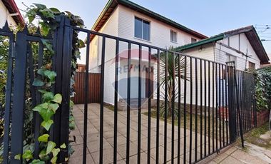 Casa en arriendo La Reina $910.000