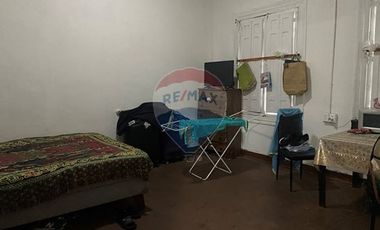 Para bodega o desarmaduría en 10 de Julio.