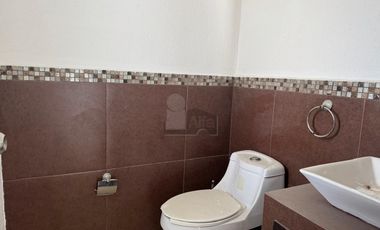 Casa en Venta con Amenidades en San Mateo Atenco, Estado de México.