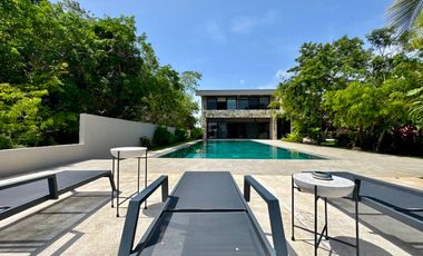 Casa en Venta en esquina - Lagos del Sol