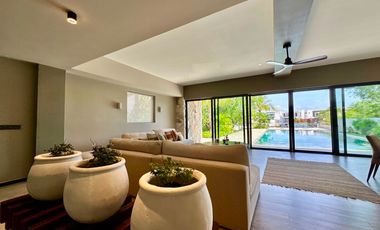 Casa en Venta en esquina - Lagos del Sol