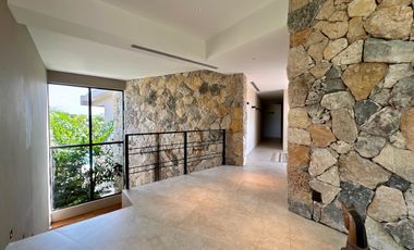 Casa en Venta en esquina - Lagos del Sol