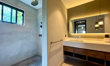 Casa en Venta en esquina - Lagos del Sol