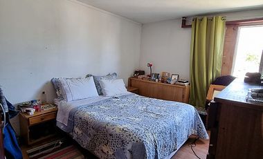 GRAN OPORTUNIDAD DE INVERSIÓN CASA CON 3 DEPARTAMENTOS