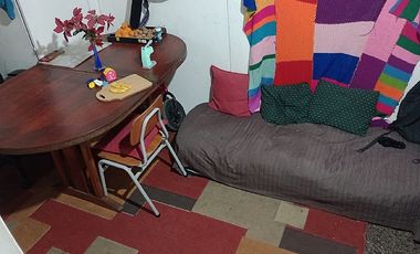 GRAN OPORTUNIDAD DE INVERSIÓN CASA CON 3 DEPARTAMENTOS