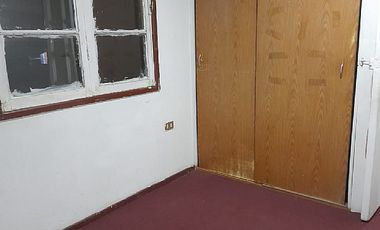 GRAN OPORTUNIDAD DE INVERSIÓN CASA CON 3 DEPARTAMENTOS