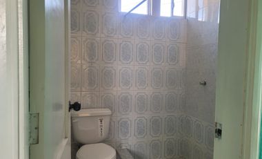 CASA EN VENTA  MITAD DEL MJNDO