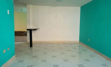 CASA EN VENTA  MITAD DEL MJNDO