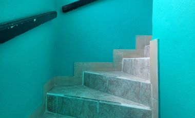 CASA EN VENTA  MITAD DEL MJNDO