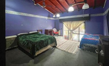 VENTA | PERMUTA - Casa 5 dormitorios, con piscina y jardín - Garita 9, Funes.