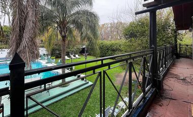 VENTA | PERMUTA - Casa 5 dormitorios, con piscina y jardín - Garita 9, Funes.