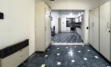 VENTA | PERMUTA - Casa 5 dormitorios, con piscina y jardín - Garita 9, Funes.