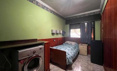 VENTA | PERMUTA - Casa 5 dormitorios, con piscina y jardín - Garita 9, Funes.