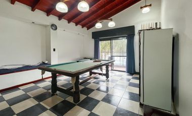 VENTA | PERMUTA - Casa 5 dormitorios, con piscina y jardín - Garita 9, Funes.