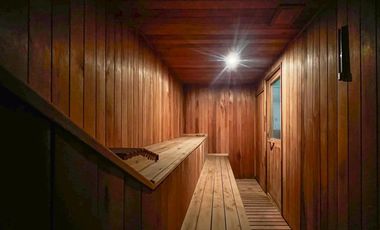 VENTA | PERMUTA - Casa 5 dormitorios, con piscina y jardín - Garita 9, Funes.