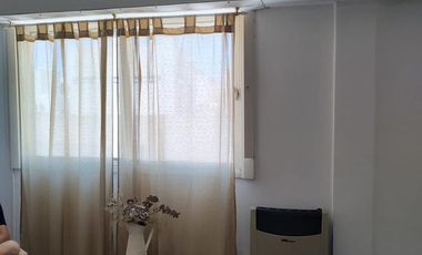 Departamento 2 ambientes con balcón aterrazado
