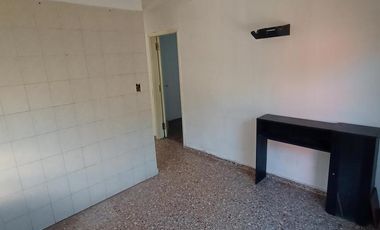 PH interno - 2 ambientes con patio - Wilde