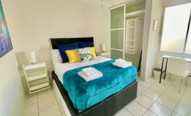Venta Casa amueblada en Condominio con alberca.