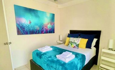 Venta Casa amueblada en Condominio con alberca.