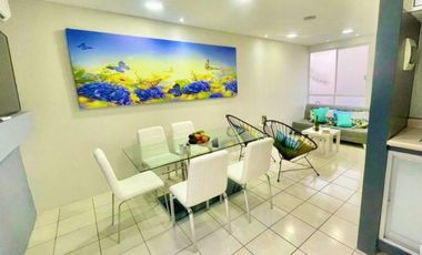 Venta Casa amueblada en Condominio con alberca.
