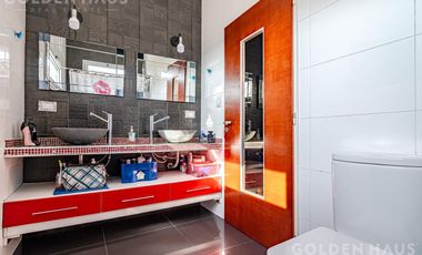 Casa 5 ambientes con piscina en la mejor zona de Las Talas, Canning