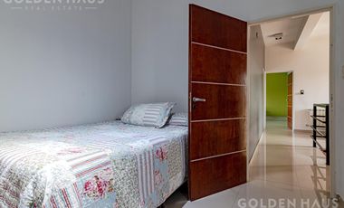 Casa 5 ambientes con piscina en la mejor zona de Las Talas, Canning