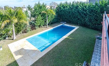 Casa 5 ambientes con piscina en la mejor zona de Las Talas, Canning