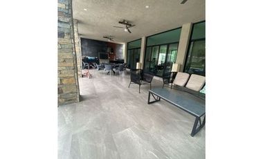 QUINTA EN VENTA CARRETERA NACIONAL BARRIAL