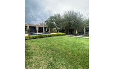 QUINTA EN VENTA CARRETERA NACIONAL BARRIAL