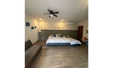 QUINTA EN VENTA CARRETERA NACIONAL BARRIAL