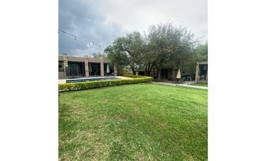 QUINTA EN VENTA CARRETERA NACIONAL BARRIAL