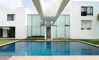 CASA EN VENTA EN LOMAS 2a. SECC.