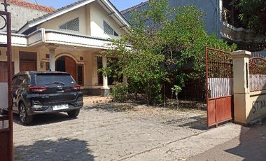 Rumah di Gang Raden PLERET Cirebon