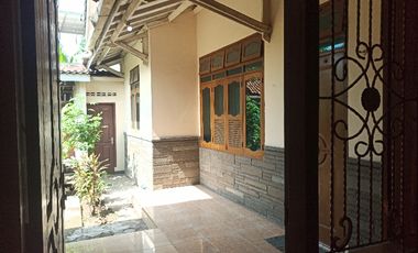 Rumah di Gang Raden PLERET Cirebon