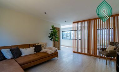 CASA CON JARDIN EN VENTA EN BOSQUE REAL