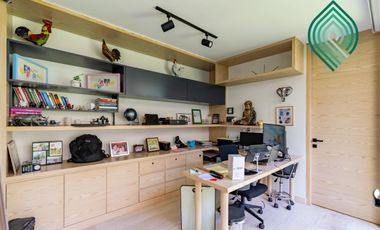 CASA CON JARDIN EN VENTA EN BOSQUE REAL