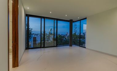 Espectacular Residencia Nueva en Coto Alcazar Poniente (Recorrido Virtual)