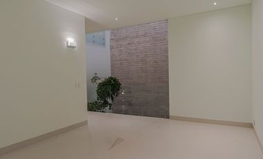 Espectacular Residencia Nueva en Coto Alcazar Poniente (Recorrido Virtual)