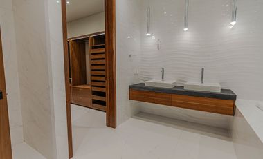 Espectacular Residencia Nueva en Coto Alcazar Poniente (Recorrido Virtual)