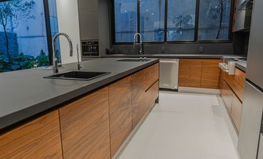 Espectacular Residencia Nueva en Coto Alcazar Poniente (Recorrido Virtual)