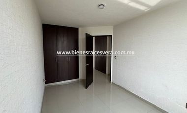 CASA EN VENTA EN MILENIO III QUERETARO. Luci