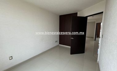 CASA EN VENTA EN MILENIO III QUERETARO. Luci