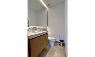 Venta apartamento medio-amoblado Poblado La Calera
