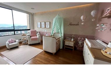 Venta apartamento medio-amoblado Poblado La Calera