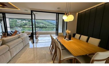 Venta apartamento medio-amoblado Poblado La Calera