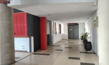 SE VENDE LOCAL 196 EN CENTRO COMERCIAL PEÑALISA