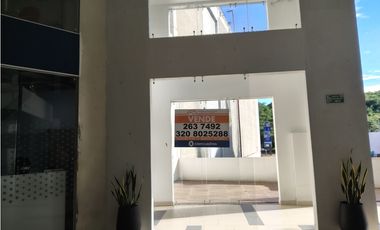 SE VENDE LOCAL 196 EN CENTRO COMERCIAL PEÑALISA