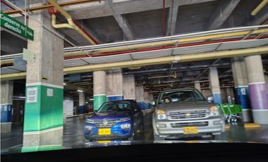 SE VENDE LOCAL 196 EN CENTRO COMERCIAL PEÑALISA